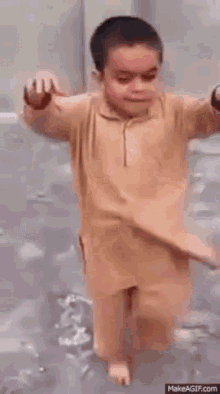 tenor-12.gif