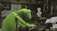 tenor_3.gif