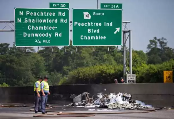 4 Report Dead After Plane Crashes In Atlanta Highway
