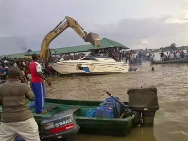 5 PDP members die in boat accident in Bayelsa state ( Photos)