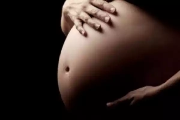 8-Month Pregnant Woman Bites And Beats Another Pregnant Woman To Coma