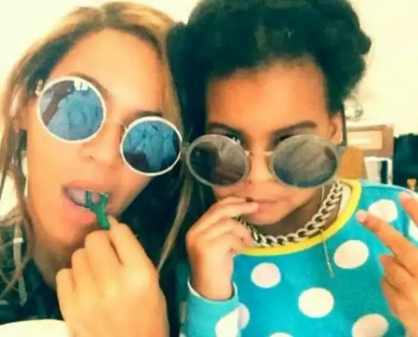 Adorable new pic of Beyonce and her daughter, Blue Ivy..