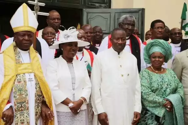 Anglican Church Holds Thanksgiving & Farewell Service In Honor Of Pres. Jonathan & Wife