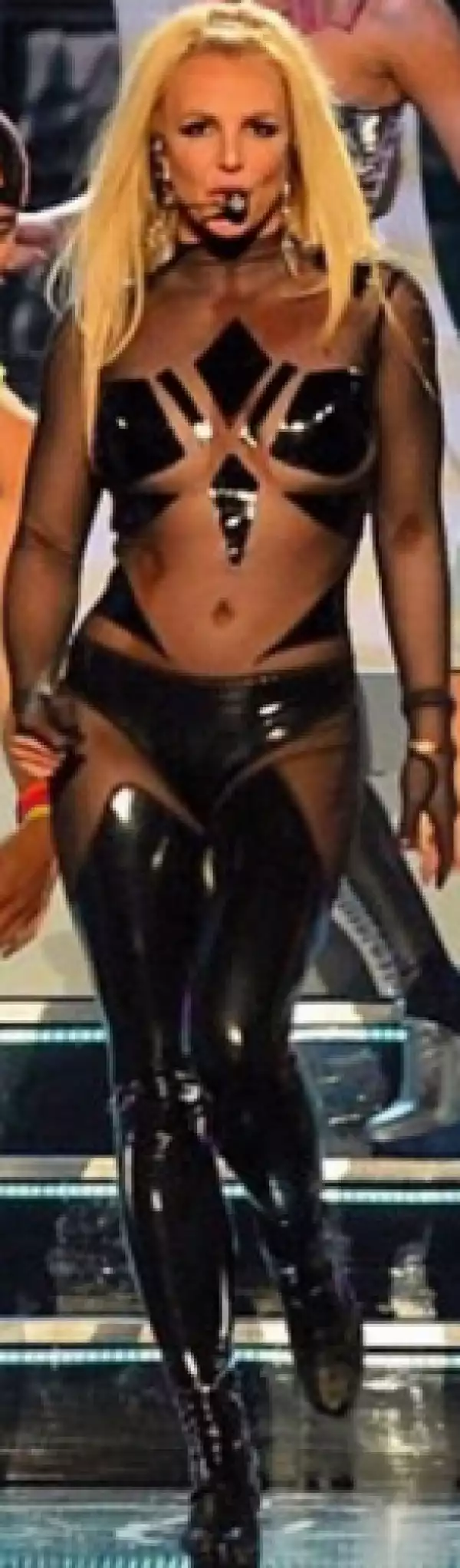 Britney Spears Outfit For Her Performance At Billboard Music Awards