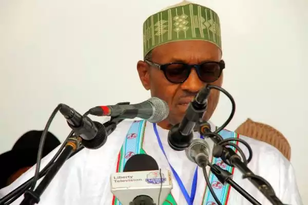 “Buhari Should Prove He’s Fit By Jogging Round A Stadium” – PDP