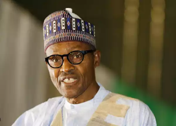Buhari To Employ 100,000 Police Officers, Put CCTV In Major Towns & Cities