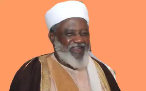 Chief Imam Of Abuja National Mosque Buried Amid Tears