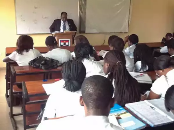 Common Lies Lecturers Tell Female Students In The Classroom