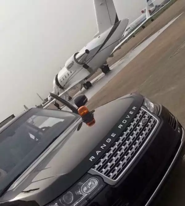Davido and crew fly private jet to Kenya
