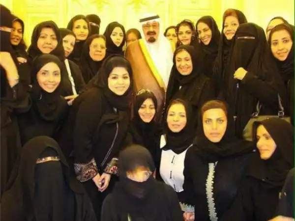 Did You Know Late Saudi King Abdullah Had Thirty Wives? – PHOTO