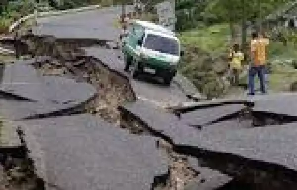 EarthQuake of 7.7 Magnitude Hits 80km East Of Pokhara, Nepal.