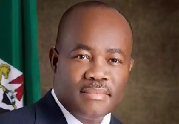 Ex Governor Akpabio’s Credit Card Declined At London Hotel - Sahara Reporters