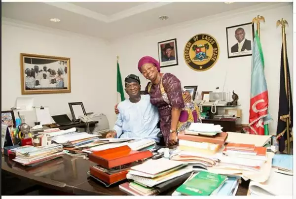 Fashola Poses With His Wife In His Office As He Prepares To Hand Over In Few Days