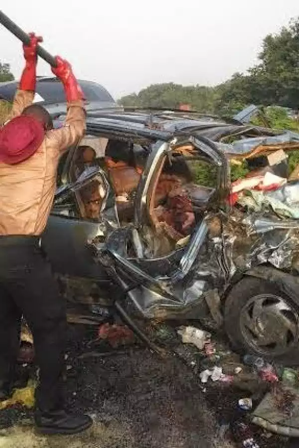 Ghastly Accident Along Ilesha Road Crushed All Passengers Dead