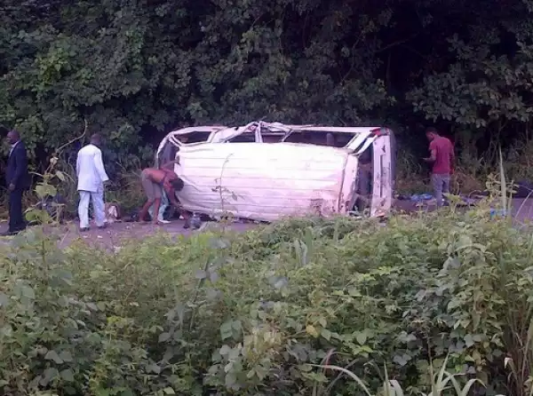 Ghastly motor accident along Lagos-Ibadan expressway