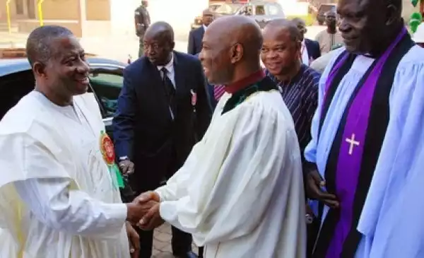 ‘God Told Us Buhari Will Be Next President’ – 6000 Pastors Reject Jonathan
