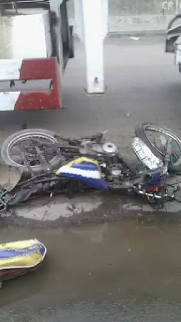 Graphic Photos: See Okada Accident In Apapa This Afternoon