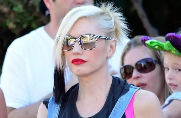 Gwen Stefani is jealous of Christina Aguilera