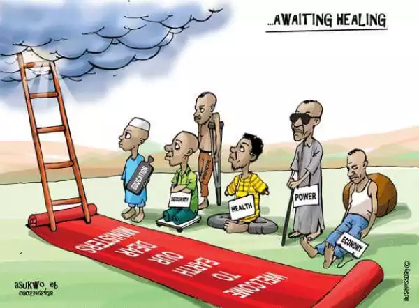 Hilarious Photo: Awaiting The Arrival Of The Heavenly Ministers