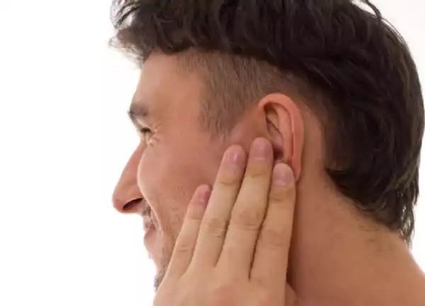 How To Manage An Ear Infection (Otitis)