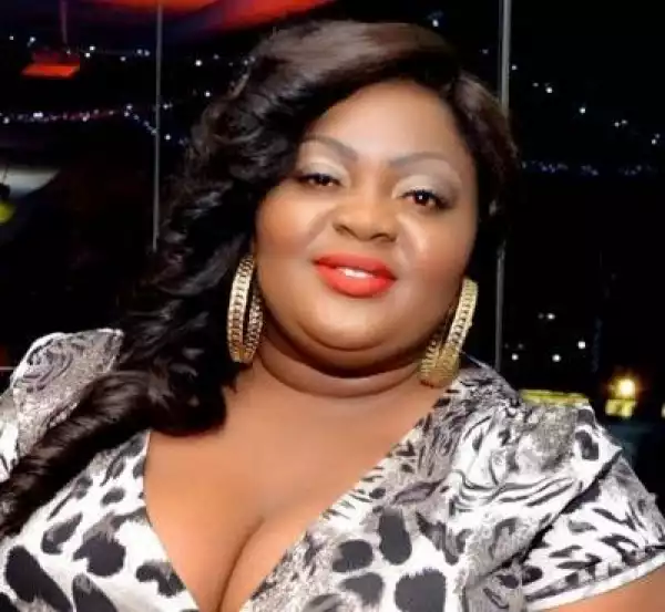 I’m Not 37 years old, Get Your Facts Right- Eniola Badmus Slam Critics