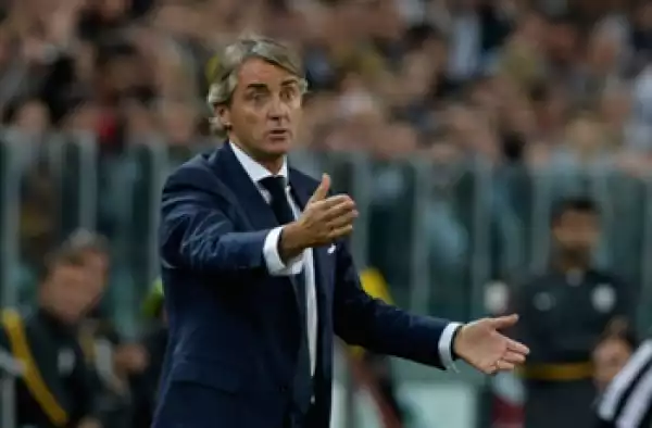 I have everything to lose -  Mancini