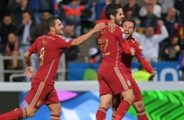 Isco stunner sets up comfortable victory