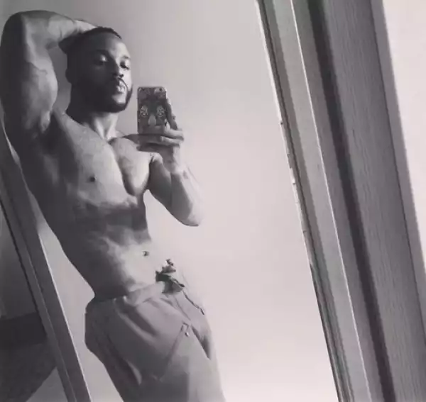 Iyanya Puts In His Sexy Body On Display