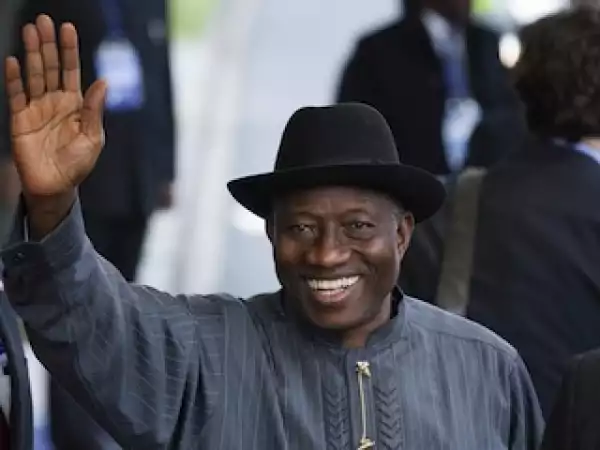 Jonathan Promises To Rebuild Destroyed Towns In Borno