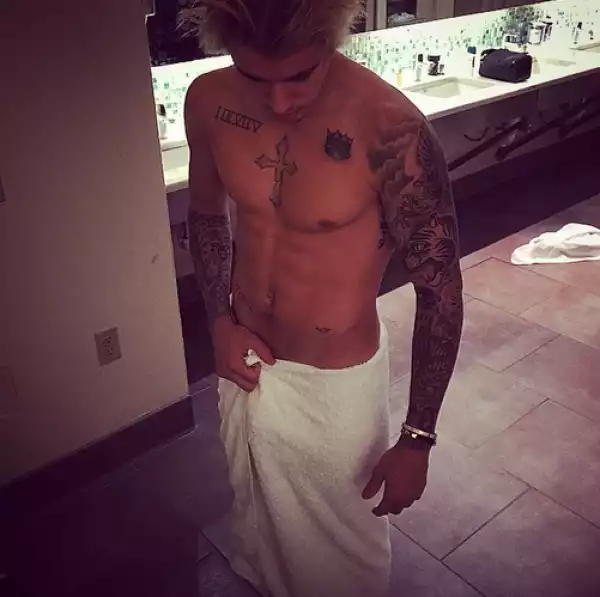 Justin Bieber joins the trend, shares an eggplant photo