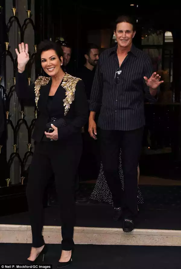 Kardashian Momager, Kris Jenner Files For Divorce From Bruce Jenner After 23 Years of Marriage