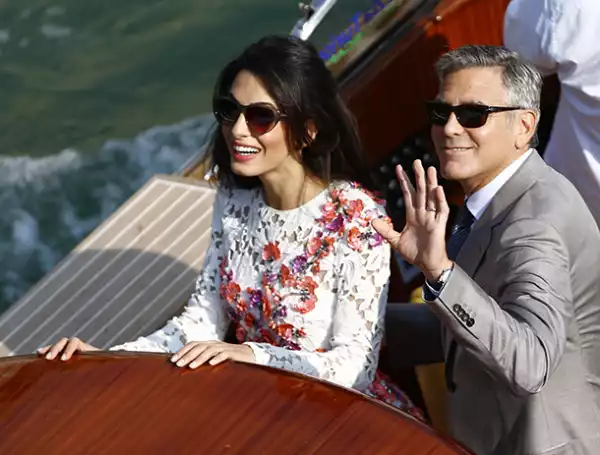 Mr and Mrs George Clooney Makes First Appearance As Newlyweds