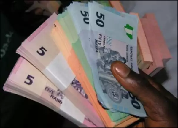 Naira Falls Across Markets As CBN Adjusts Clearing Rate To N197