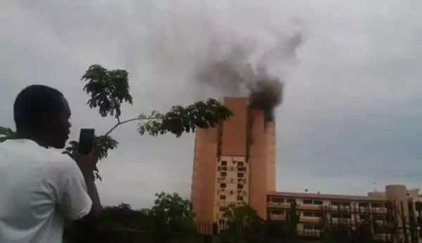 Nigerian Government’s Federal Secretariat In Abuja Catches Fire