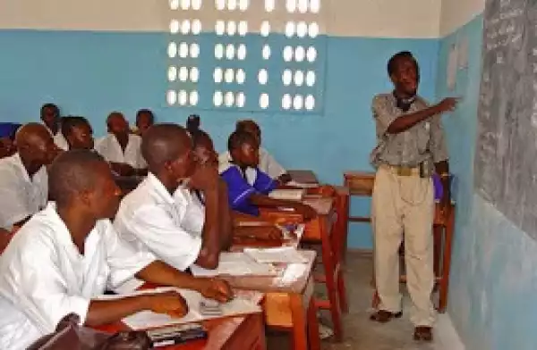 Nine Months After Ebola Outbreak, Sierra Leone Re-Opens Schools