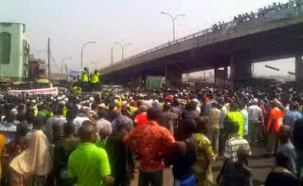 Over 60 Die in Ibadan After Fuel Tanker Catches Fire!