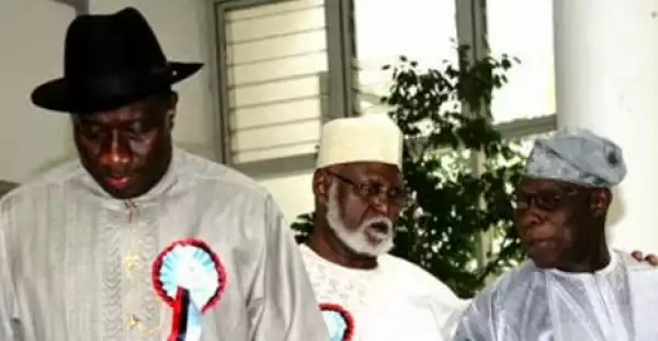 PDP Leaders Conspired With APC To Sack Jonathan – Senator