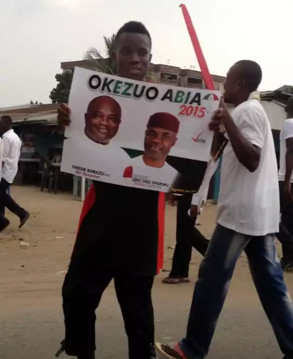 PDP Supporters Campaigns With Knives In Aba