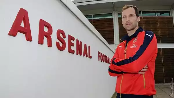 Petr Cech Receives Death Threats From Chelsea Fans After Moving To Arsenal 