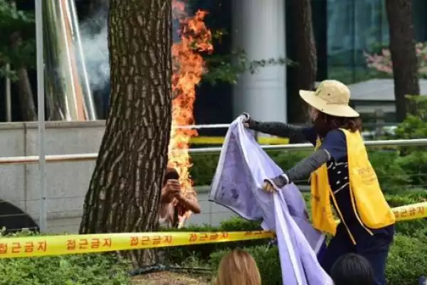 Photo: 81-Year-Old Man Sets Himself On Fire Outside Japanese Embassy