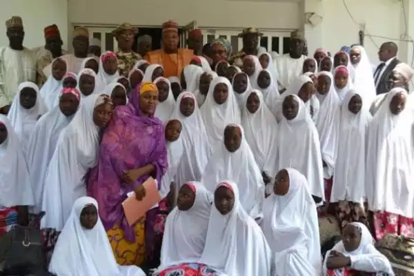 Photo: Borno Govt Awards Scholarship To Girls Who Got Orphaned By Boko Haram Activities