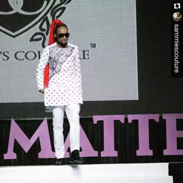 Photo: Denrele Steps Out In Flat Shoes After Port Harcourt Stage Fall