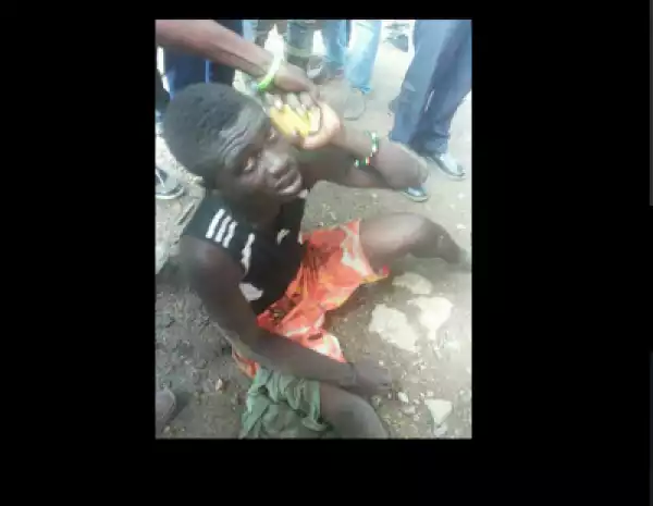 Photo: Guy Caught Selling Soap As Phone In Lagos