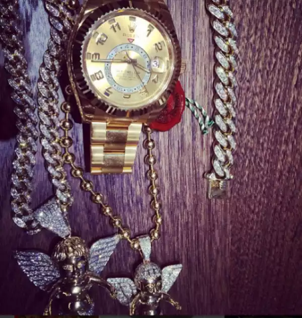 Photo: Wizkid flaunts his newly acquired N6millon Rolex watch