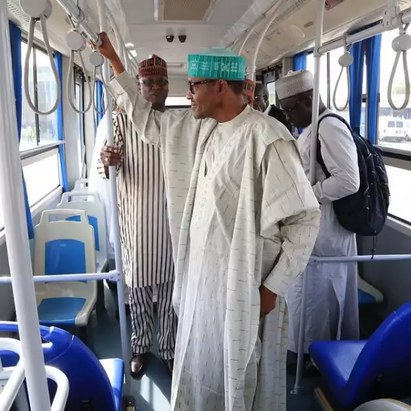 Photo Of Gen Muhammadu Buhari On The Shuttle Bus