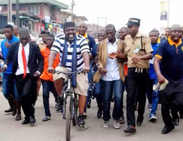 Photo of the day: Rochas Okorocha and his bicycle...