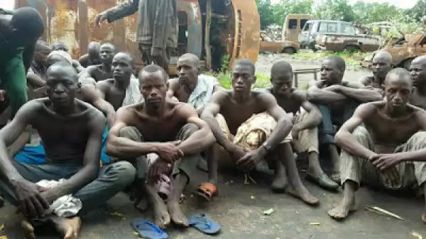 Photos: 33 Suppliers Of Foodstuffs To Boko Haram Arrested In Damboa, Borno
