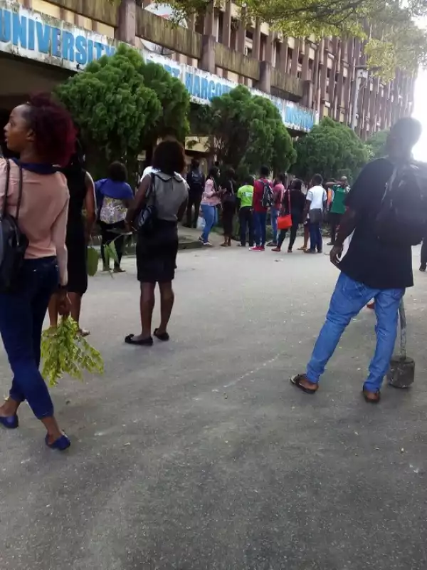 Photos: Angry UNIPORT Students Lock Up Teaching Hospital, Chase Away Doctors