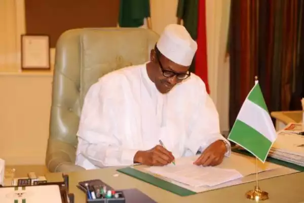 See More Photos Of Buhari, Osinbajo As They Resume Work At Presidential Villa Yesterday