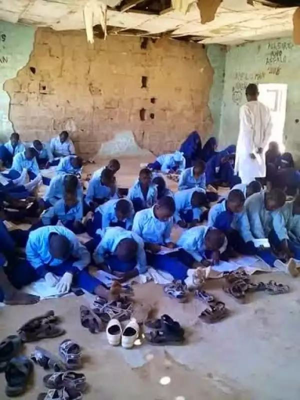 See Photo Of An SS1 Classroom In A Government School In Bauchi
